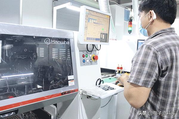 PCB組裝(PCBA):4個(gè)步驟和所需的相關(guān)機(jī)器