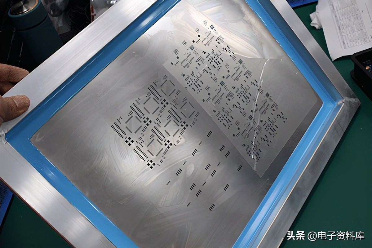 PCB組裝(PCBA):4個(gè)步驟和所需的相關(guān)機(jī)器